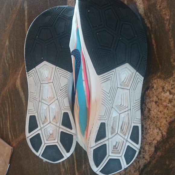 Nike Multicolor Running Shoes - Picture 5 of 5